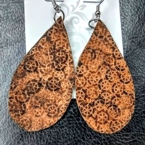Handcrafted genuine leather earrings